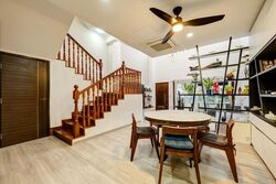 Flora Road (D17), Terrace #553421371